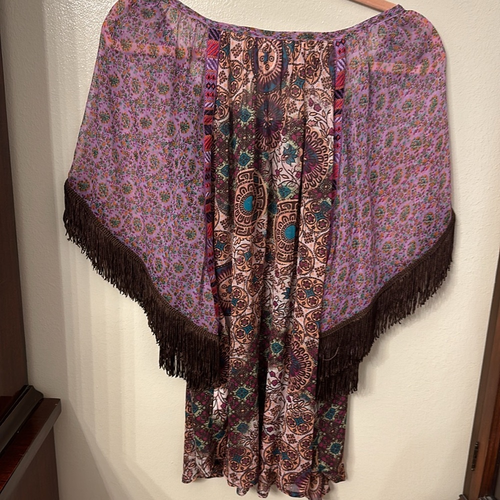 Ivy Jane Kimono Fringe Sleeve Top - Picture 4 of 4